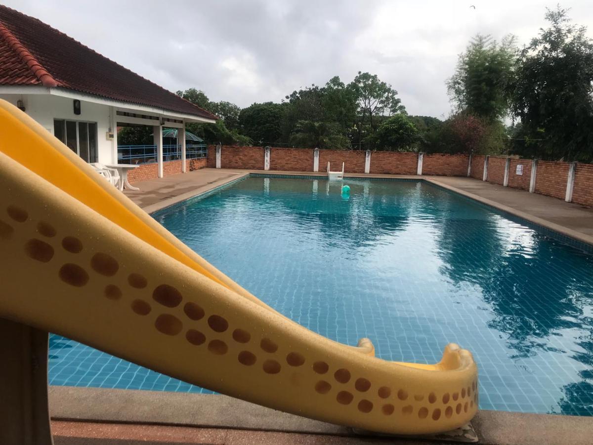 Mae Chaem Hotel And Resort Extérieur photo