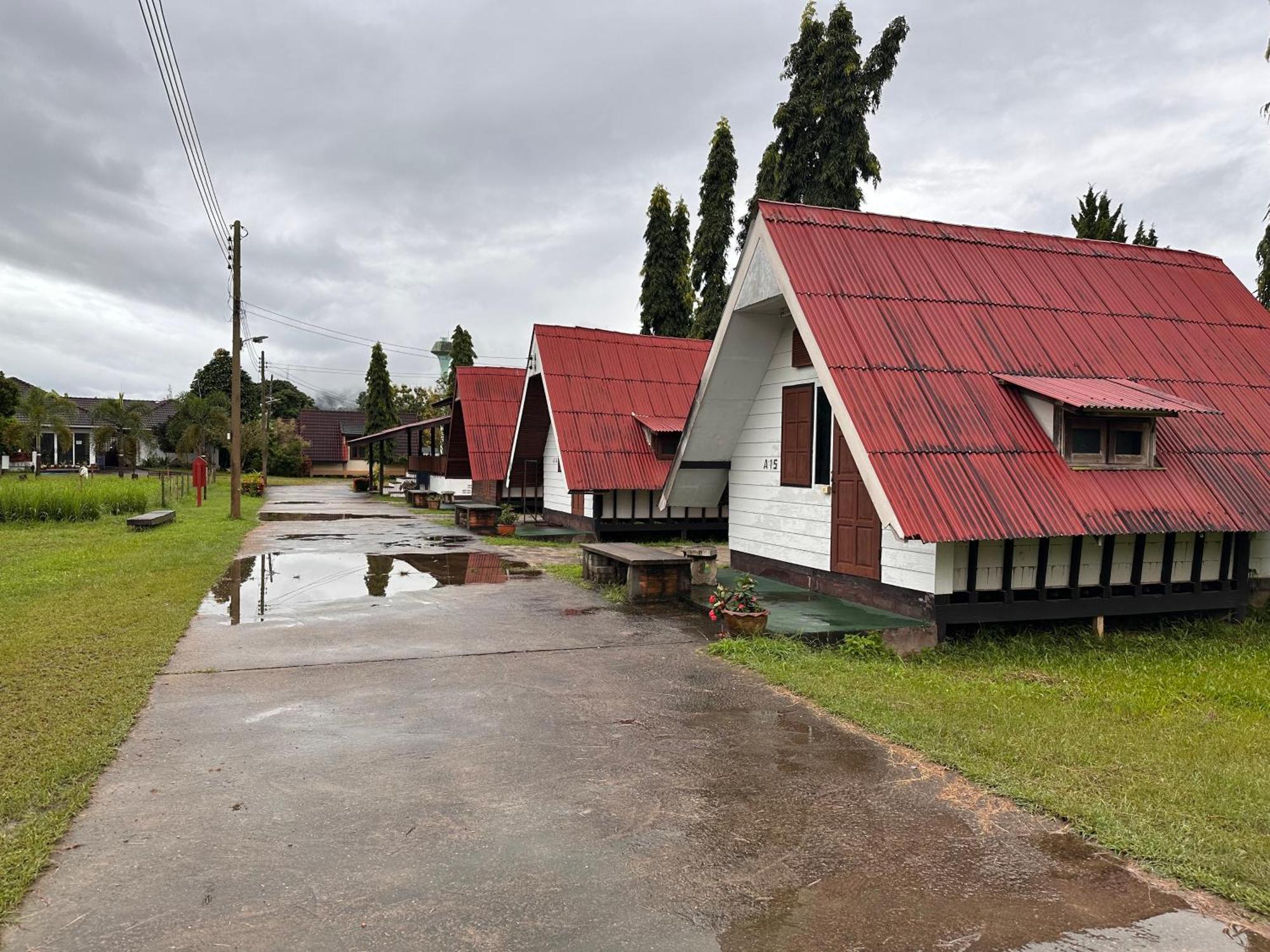 Mae Chaem Hotel And Resort Extérieur photo