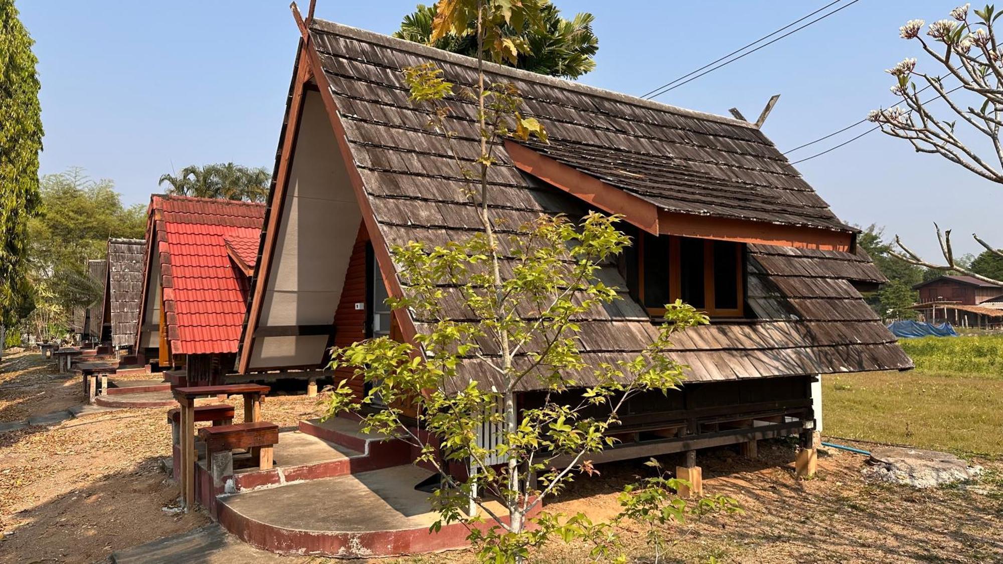 Mae Chaem Hotel And Resort Extérieur photo